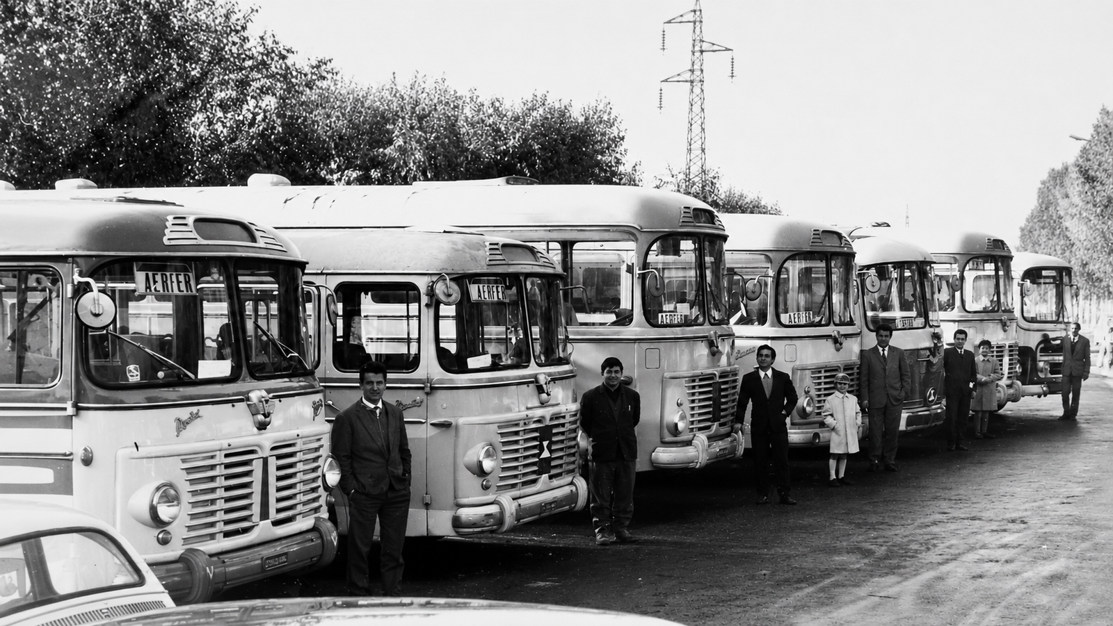 Autobus d'epoca in servizio a Pomigliano D'Arco